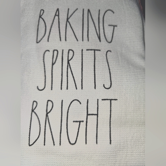 Rae Dunn christmas cookie towel set - Picture 4 of 9